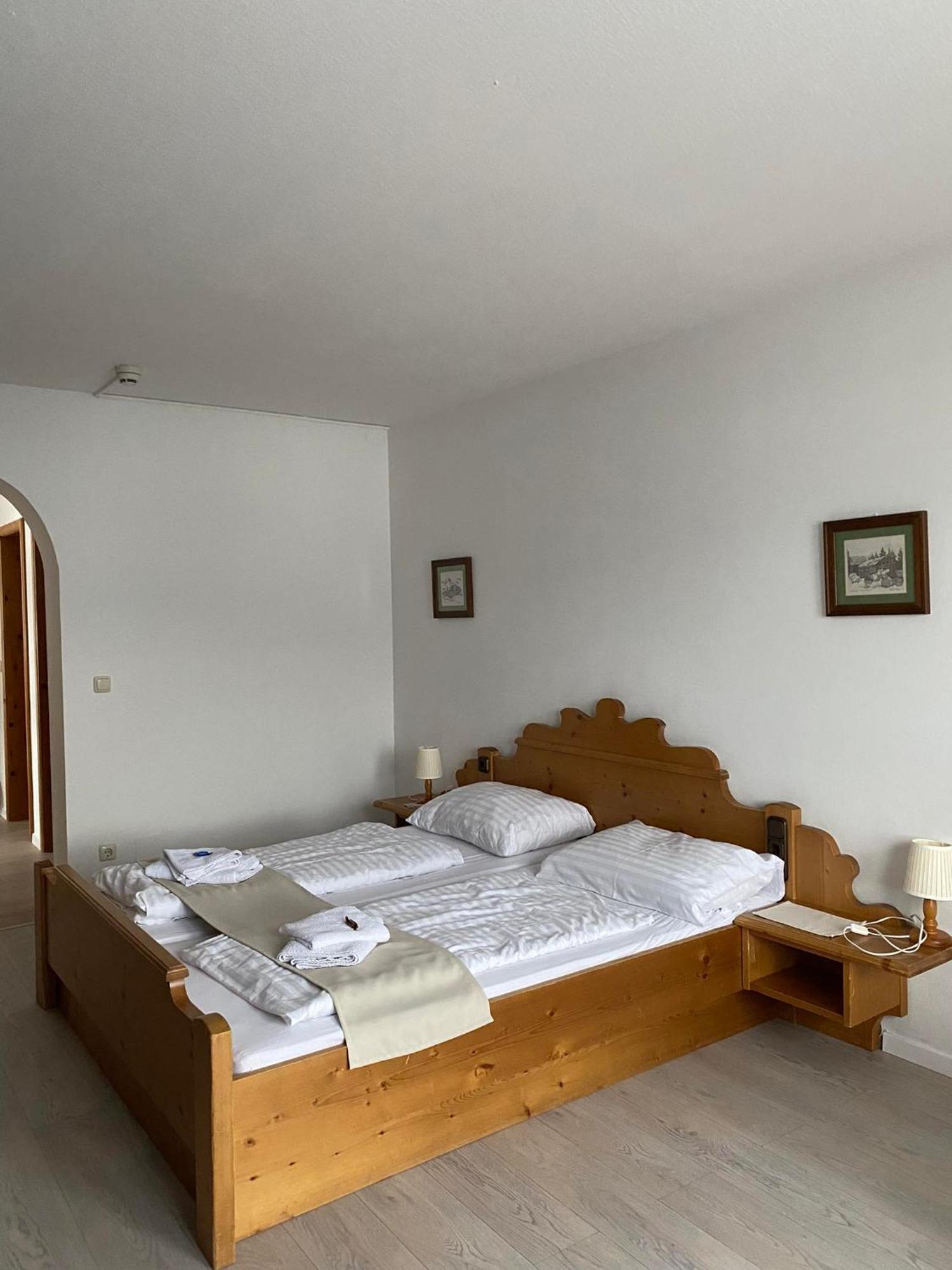 Hotel Aquamarin Bad Mitterndorf Bagian luar foto